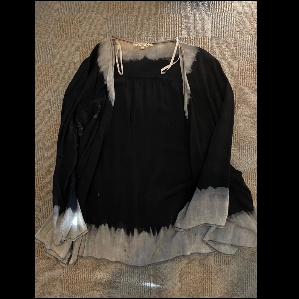 Gimmicks BKE Black Grey Light Short Cardigan